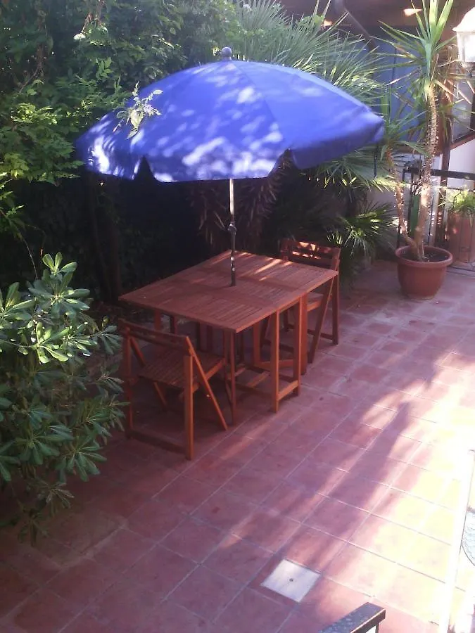 Apartment In A Villa A Mondello 0*,