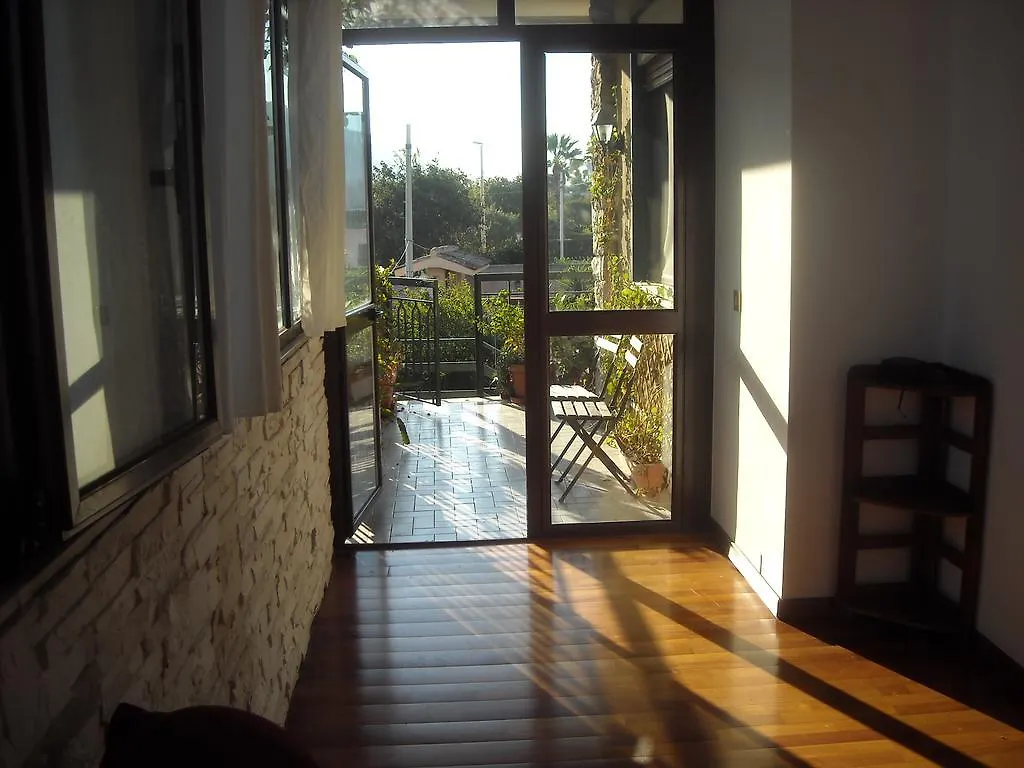 Apartment In A Villa A Mondello
