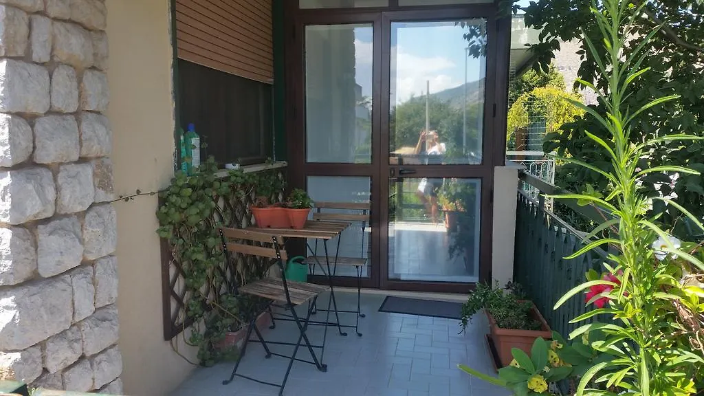 Apartment In A Villa A Mondello Italie